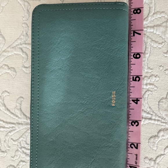 Fossil wristlet leather wallet - Picture 6 of 7